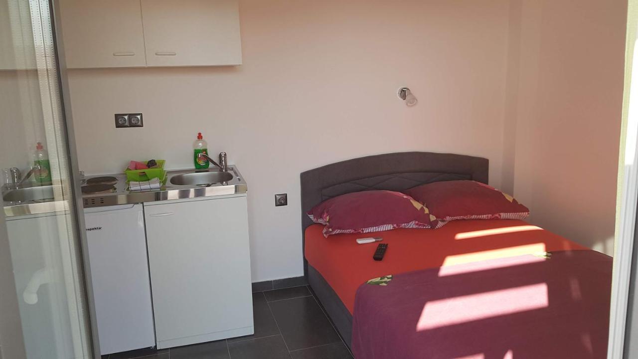 Apartments Star With Pool Biograd Na Moru Exterior foto