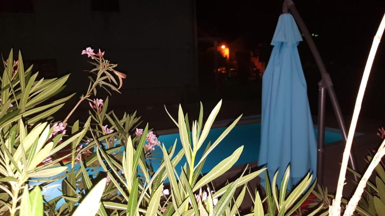 Apartments Star With Pool Biograd Na Moru Exterior foto